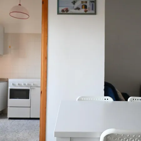 S076 - Sirolo, Bilocale In Centro, Con Terrazzo E Aria Condizionata! * Sirolo