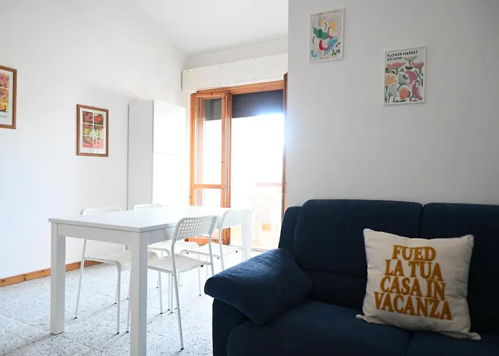 Appartamento S076 - Sirolo, Bilocale In Centro, Con Terrazzo E Aria Condizionata! Sirolo