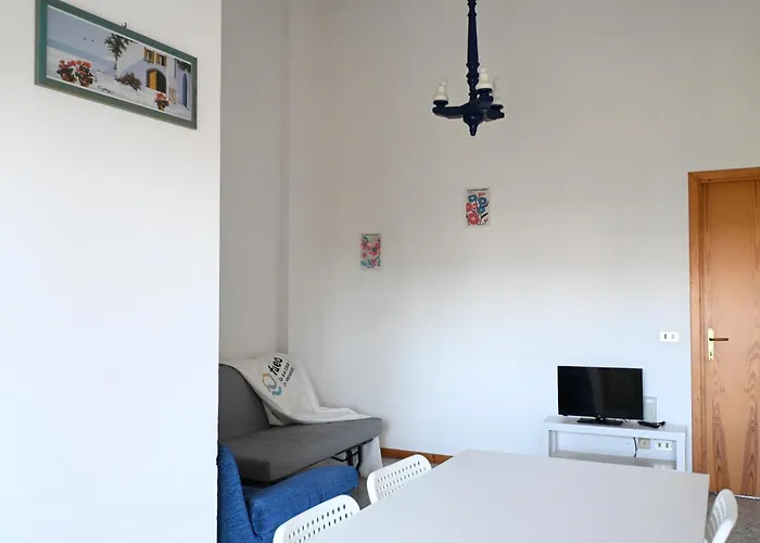 S076 - Sirolo, Bilocale In Centro, Con Terrazzo E Aria Condizionata! *